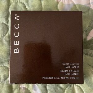 Becca Cosmetics Sunlit Bronzer in Bali Sands